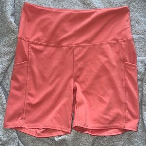 Coral biker shorts - Small